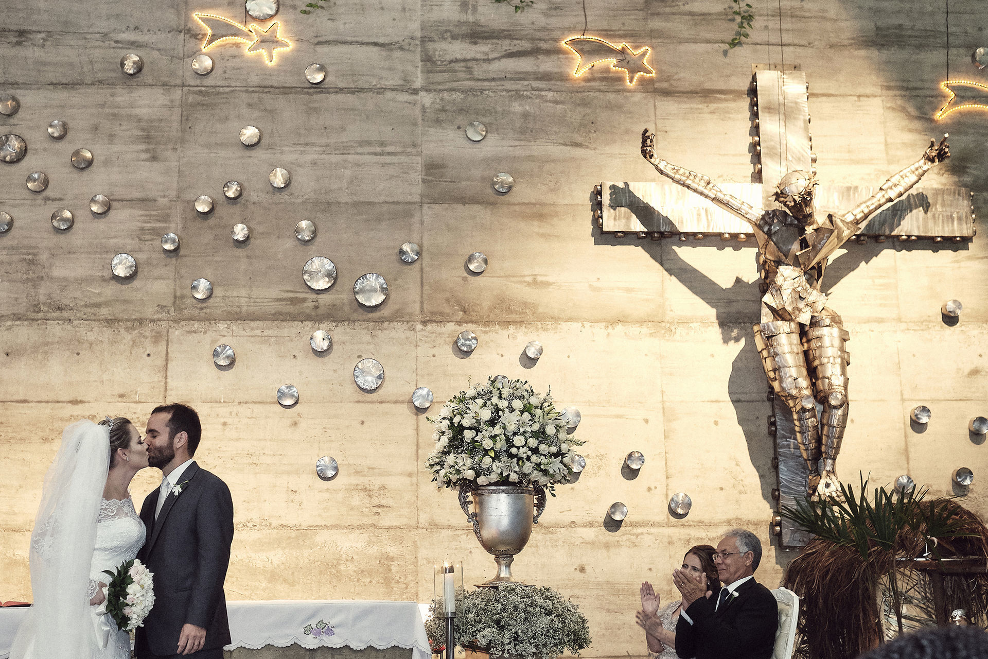 Foto Casamento Thaís e Leonardo na Igreja Nossa Senhora de Fátima e Festa na Casa, Sabor e Flor Foto Casamento Thaís e Leonardo na Igreja Nossa Senhora de Fátima e Festa na Casa, Sabor e Flor - Imagem 53