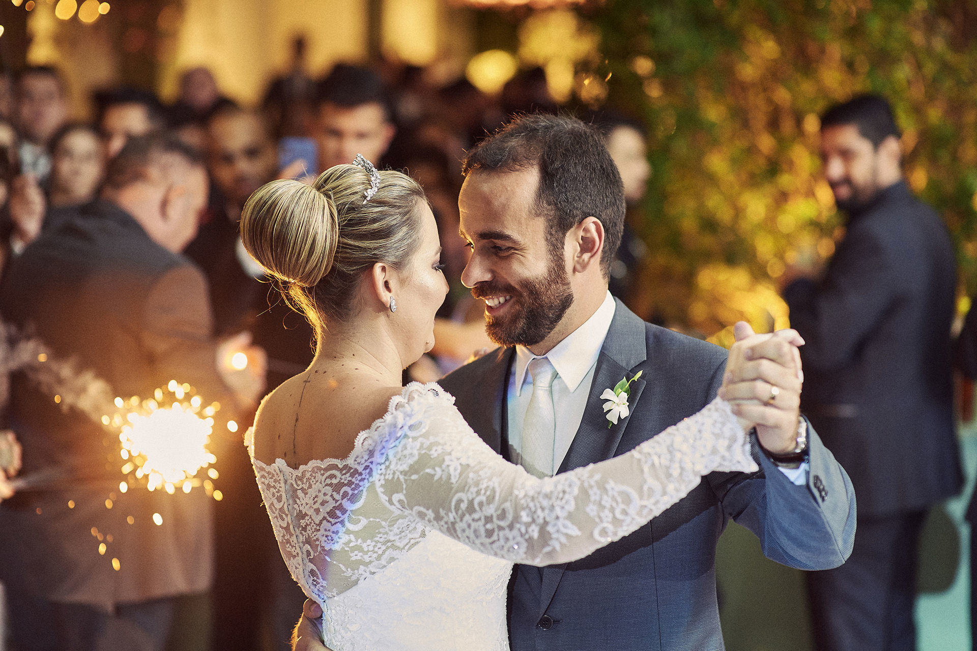 Foto Casamento Thaís e Leonardo na Igreja Nossa Senhora de Fátima e Festa na Casa, Sabor e Flor Foto Casamento Thaís e Leonardo na Igreja Nossa Senhora de Fátima e Festa na Casa, Sabor e Flor - Imagem 60