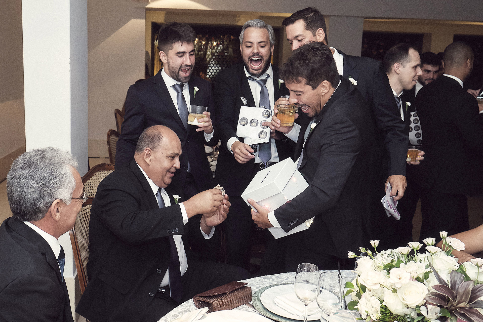 Foto Casamento Thaís e Leonardo na Igreja Nossa Senhora de Fátima e Festa na Casa, Sabor e Flor Foto Casamento Thaís e Leonardo na Igreja Nossa Senhora de Fátima e Festa na Casa, Sabor e Flor - Imagem 63